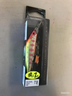 Leurre Shimano Cardiff Monster Limited 7cm 7 Flottant 7,8 Sakura